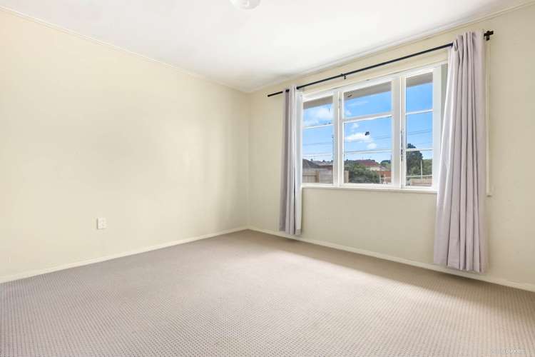 57 Mcannalley Street Manurewa_5