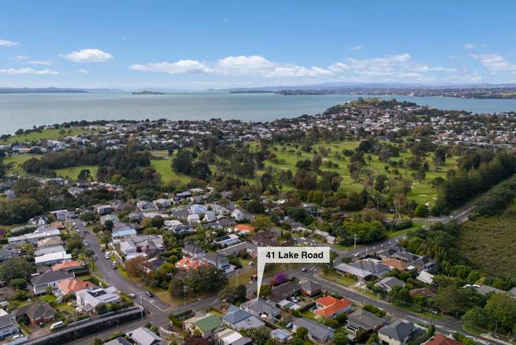 41 Lake Road Devonport_22