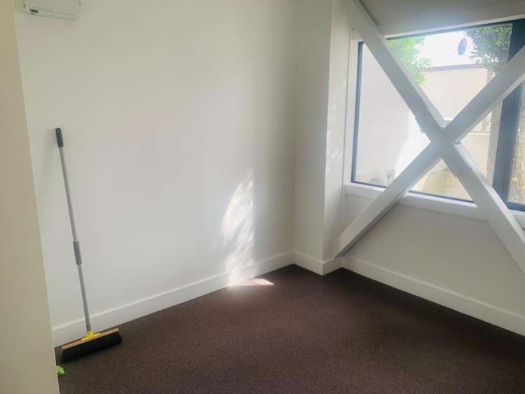 200 Warren Street North Hastings Central_3