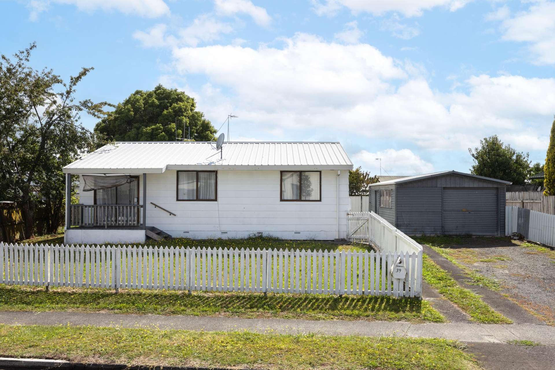 39 Odlin Crescent Nawton_0