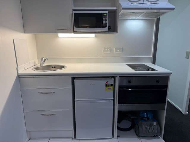 9J/147 Hobson Street City Centre_4