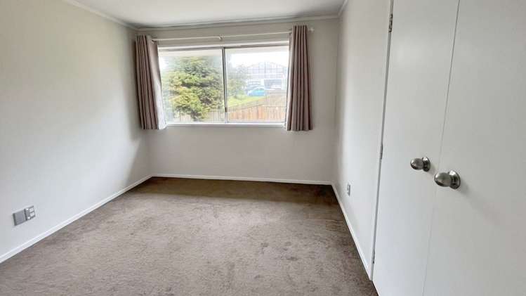 71 Chartwell Avenue Glenfield_5