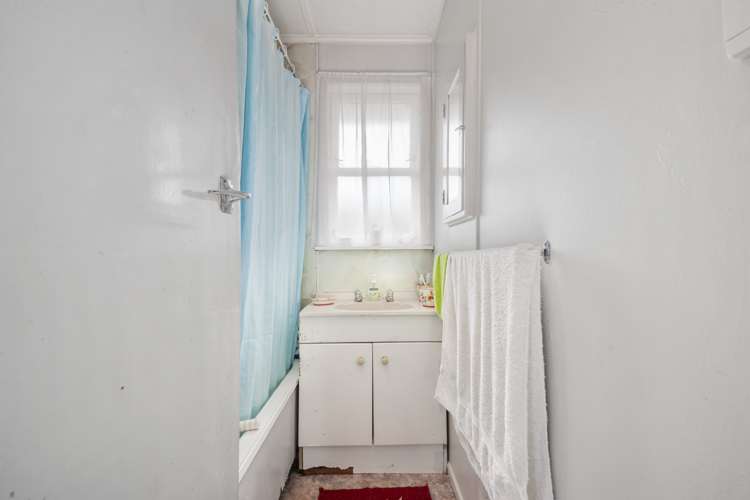 4 Cobham Crescent Tokoroa_9