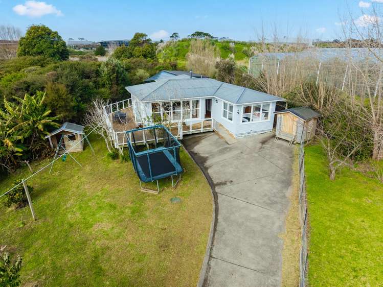 5A & 5B Waipouri Road Mangere_13