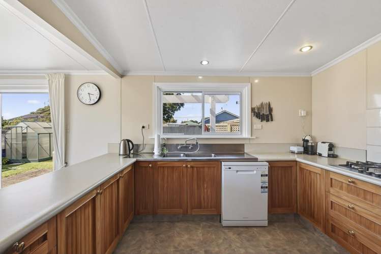 14 Mouatt Street Waitara_9