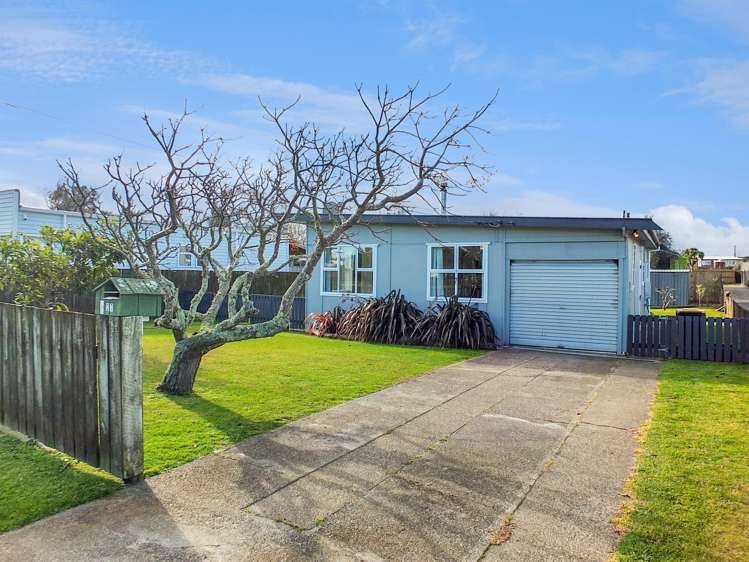 27 Roore Street Foxton Beach_14