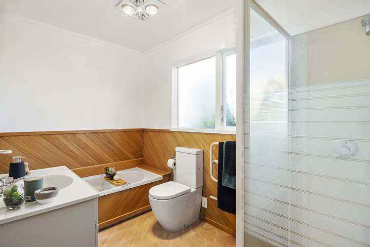 1 Cranwell Street Churton Park_8