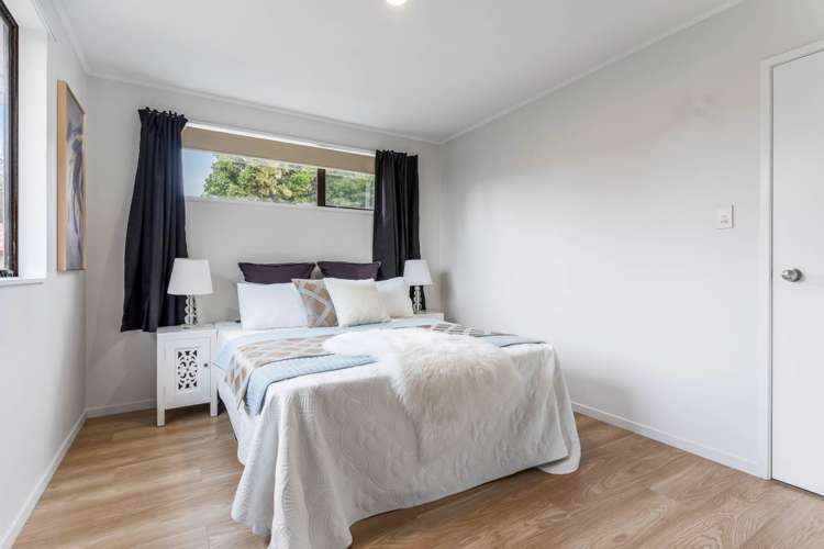 21 Rehia Road Massey_11