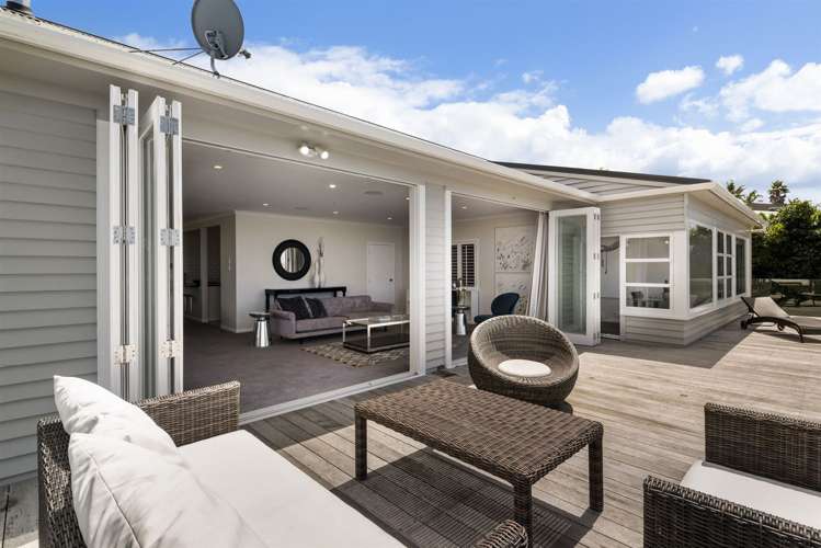 1/169 East Coast Road Castor Bay_5