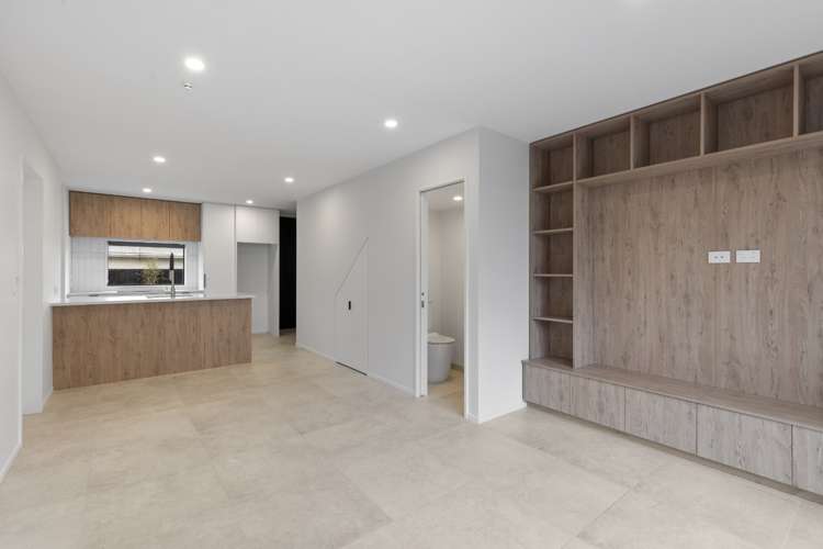 18/24 Devonport Lane Saint Albans_2