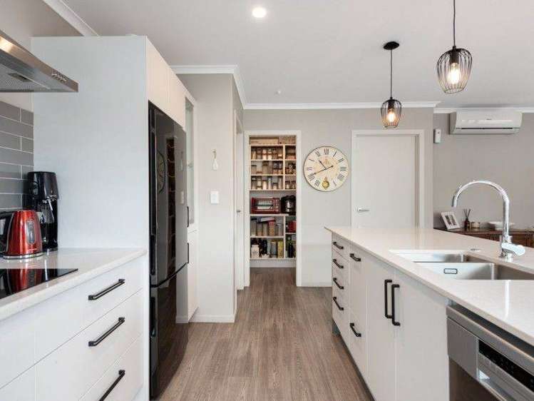 6 Paiawa Way Pyes Pa_4