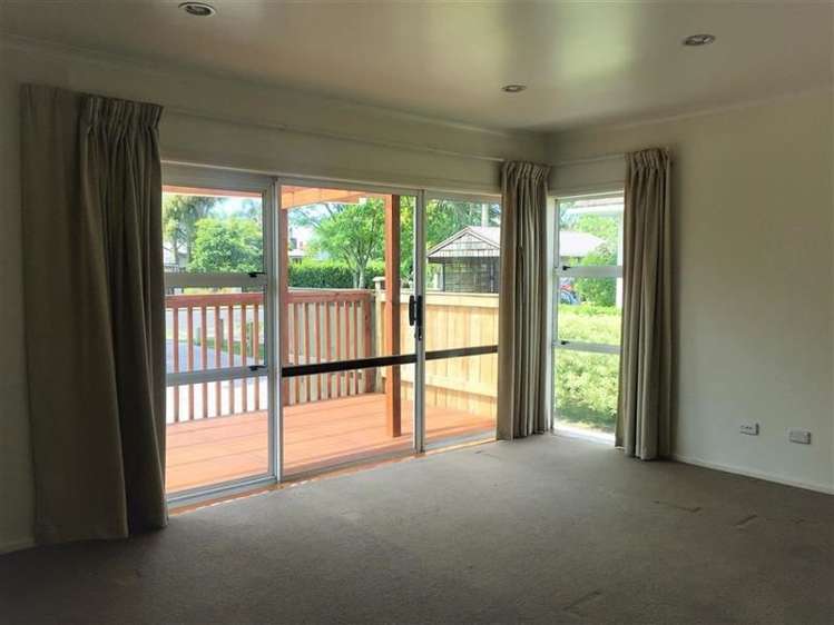 69 Kings Road Panmure_2