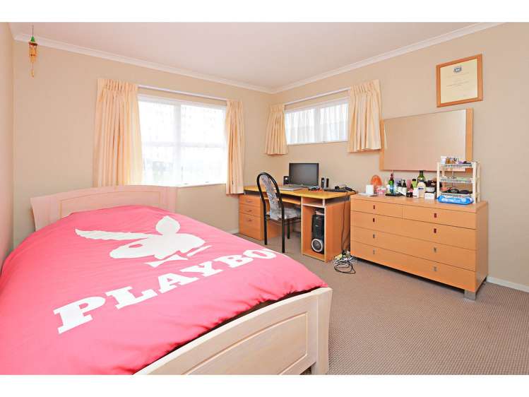 39 Chateau Rise Flat Bush_15