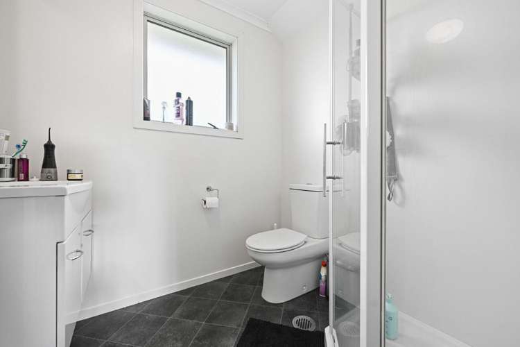 59 Chiefs Court Hamilton East_7