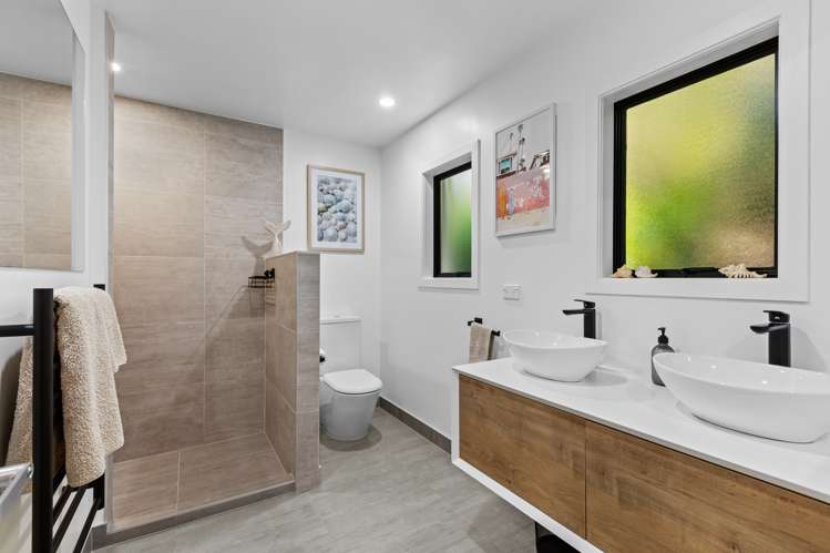 5 Ti Tree Lane Stanmore Bay_21