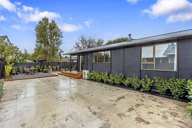 8b Queenspark Drive Parklands_14