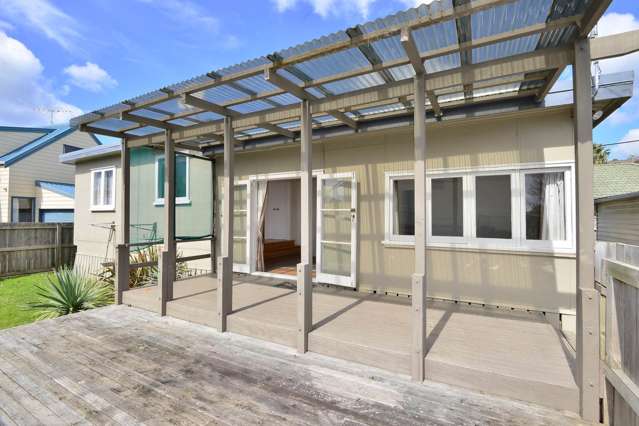 51 Kauri Road Stanmore Bay_1