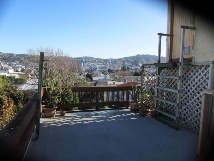 40 Austin Street Mount Victoria_15