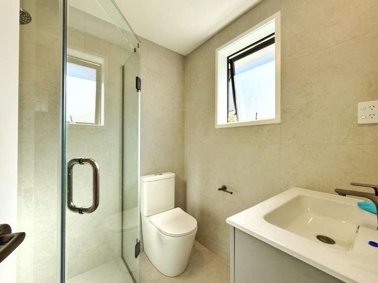 94A West Harbour Drive 11426_5