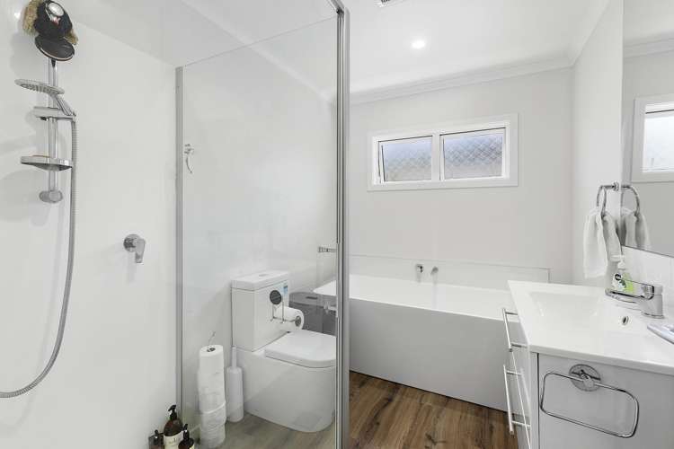 6/1 Murphy Place Titahi Bay_15