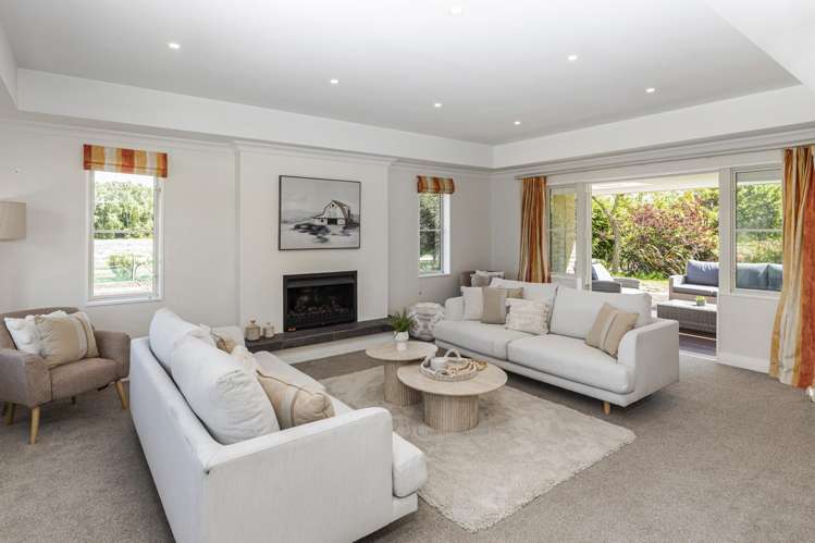 65 Glengarriff Drive Lincoln_10