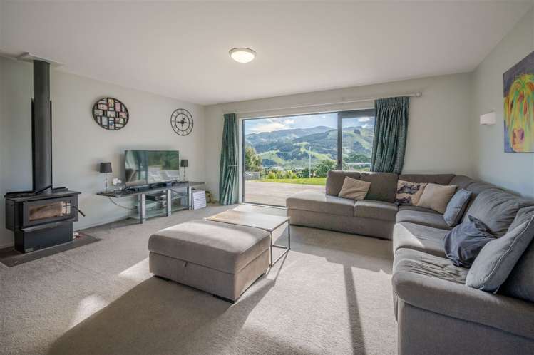 13 Monarch Drive Robinsons Bay_8