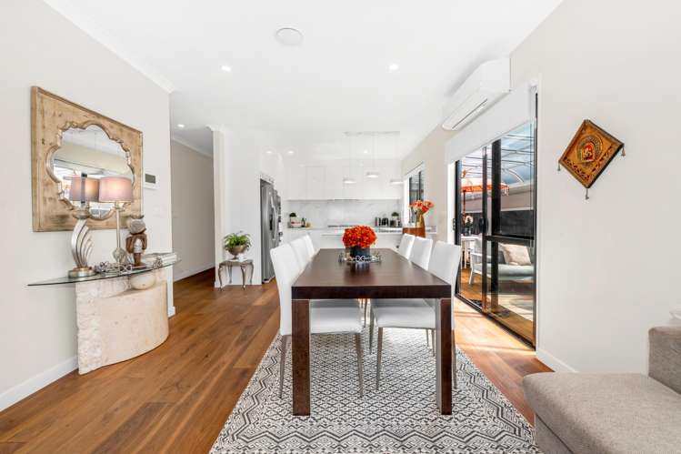 8 Lavey Road Flat Bush_7