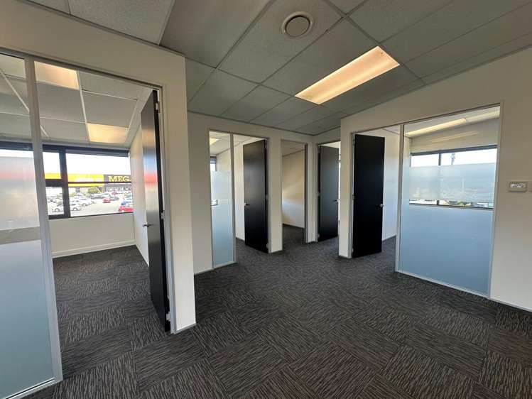 1 | 65 Lunn Avenue Mount Wellington_6