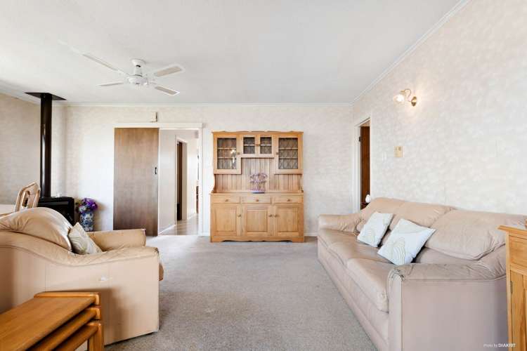 1b Verbena Road Birkdale_7