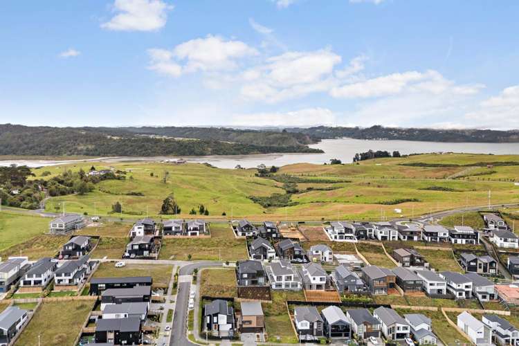 22 Pakirikiri Street Long Bay_27