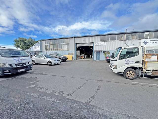 Unit  A/8 Monier Place Mt Wellington_1