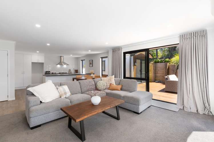 6 Martingale Drive Whitby_28