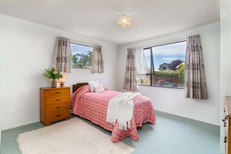 39 Dunbarton Street Redwood_9