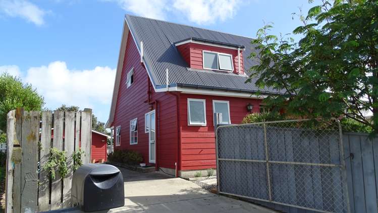 6 Taonui Street Waitarere Beach_21