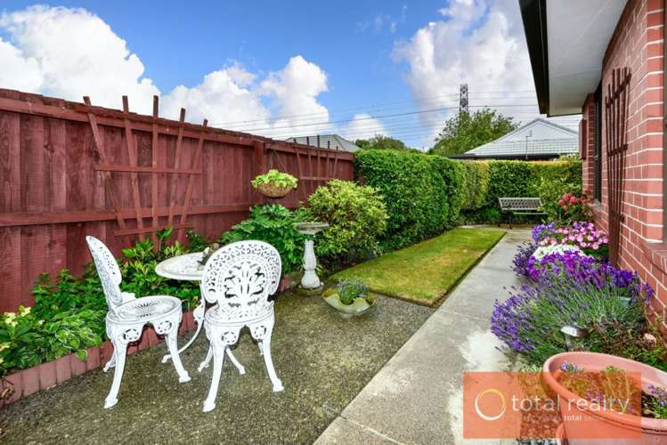 1/101 Racecourse Road Sockburn_16