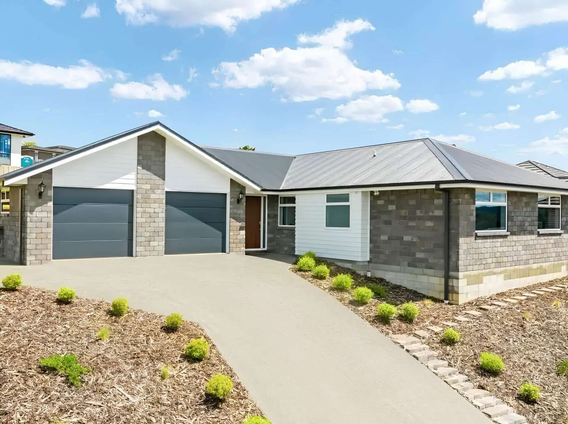 39 Pebble Beach Boulevard Kamo_0