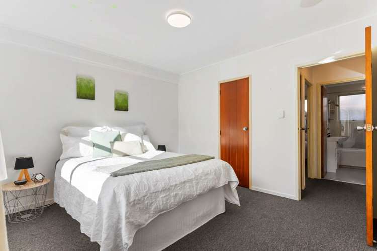 1/14 Aotea Road Glen Eden_7