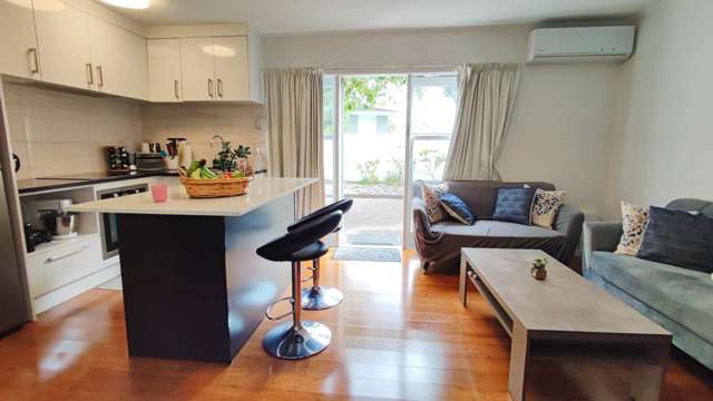 2/78 Waiatarua Road Remuera_3