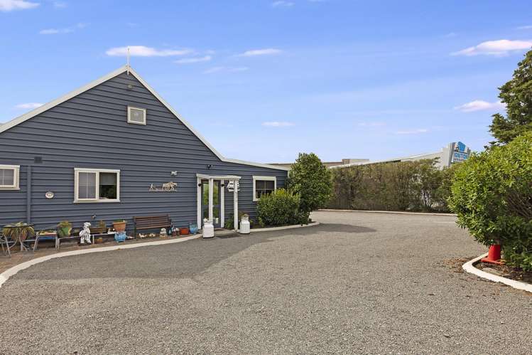 7 Panther Place Islington_1