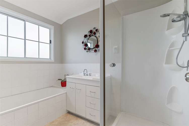 65 Aviemore Drive Highland Park_18