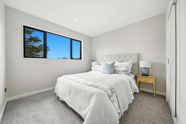 Lot 1-3/27 Greenvalley Rise Glenfield_13