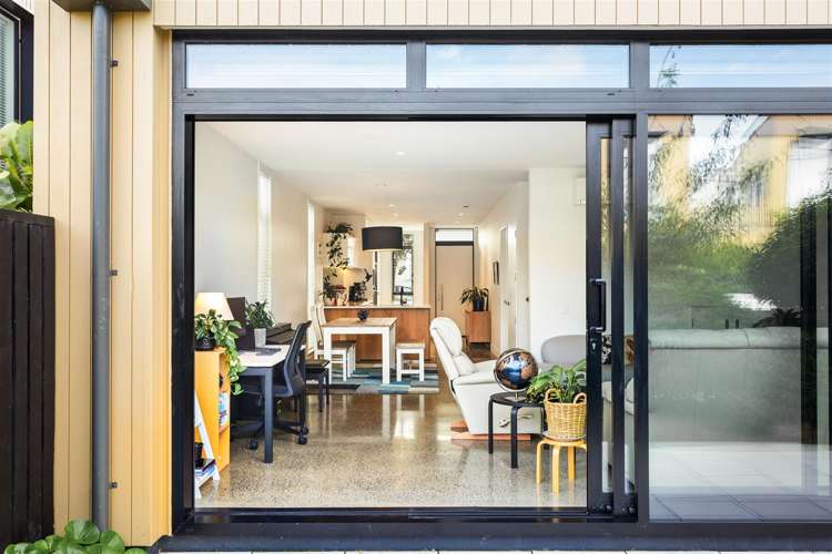 6 Cochrane Road Hobsonville_13