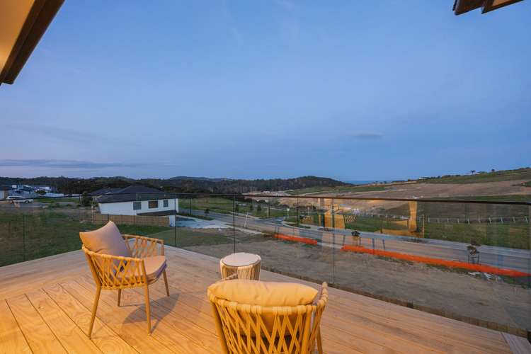 57 Matangi View Drive Orewa_11
