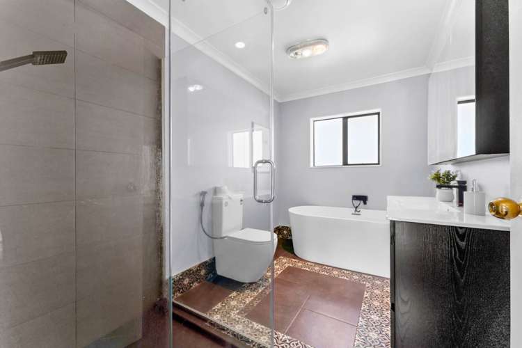 28 Saralee Drive Manurewa_16