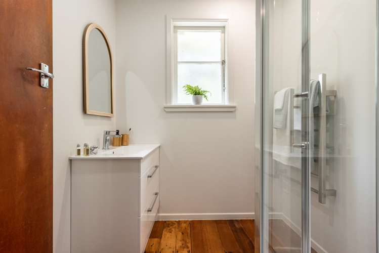 16a Wilfred Street Tawa_10