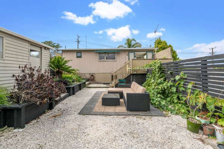 23 Penton Road Stanmore Bay_9