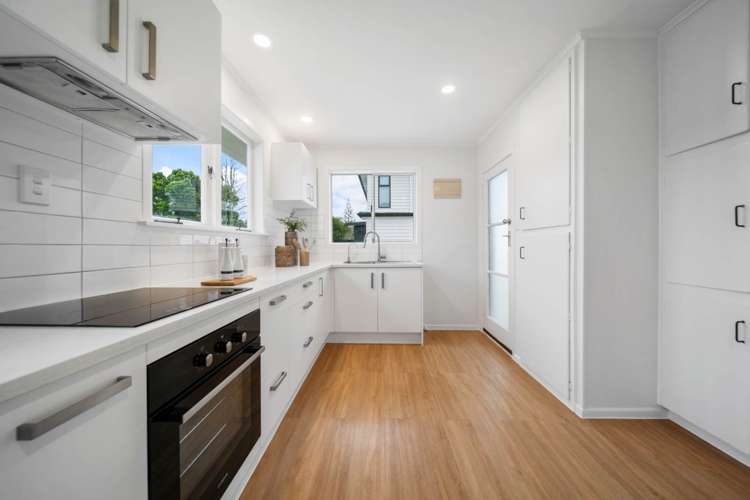 15 Tonkin Drive Sunnynook_5