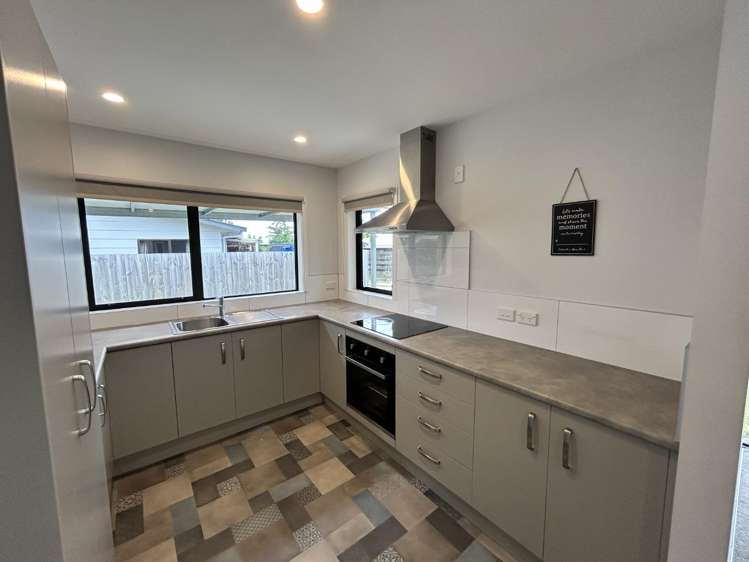 B/10 Kebbell Street 10516_1