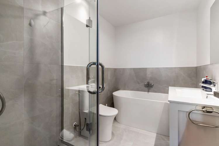 4/149 Tirimoana Road Te Atatu South_2