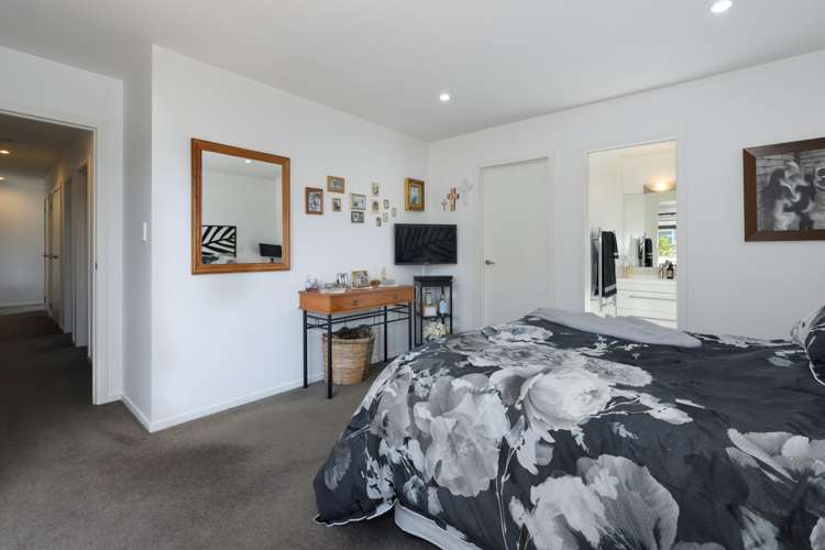 21 Tarn Close Pyes Pa_17